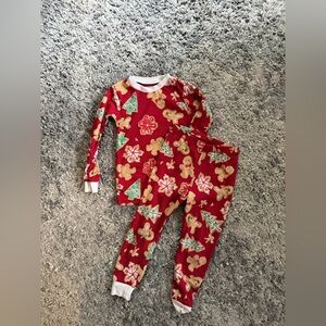 Burt's Bees Red Gingerbread Pajama Set